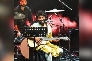 After Quitting Playback Singing, Arijit Singh’s Live Performance Leaves Fans Speechless After Quitting Playback Singing, Arijit Singh’s Live Performance Leaves Fans Speechless