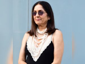 Neena Gupta Was Forced To Wear Padded Bra In Khalnayak By Subhash Ghai