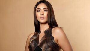 Mrunal Thakur Says She Created Her Own Opportunities as a Bollywood Outsider Mrunal Thakur Says She Created Her Own Opportunities as a Bollywood Outsider